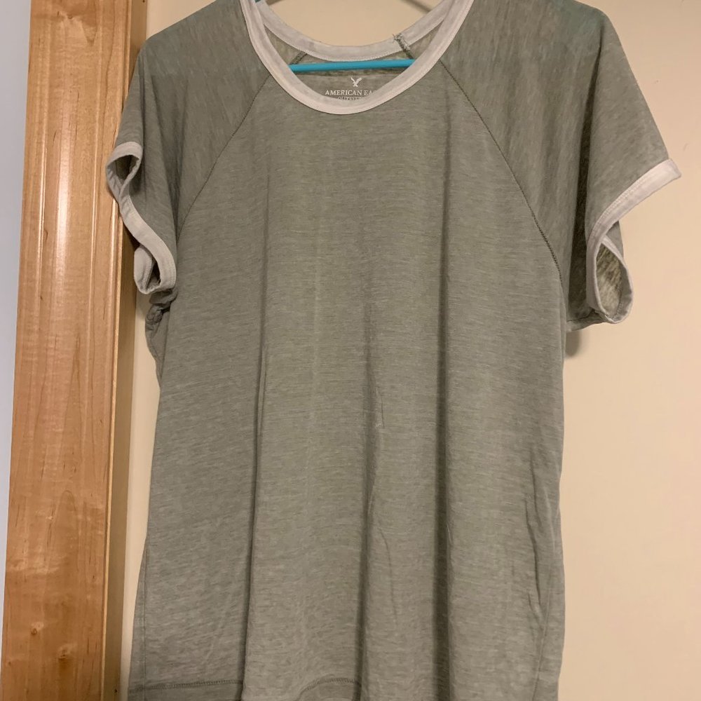 Light green american eagle tshirt